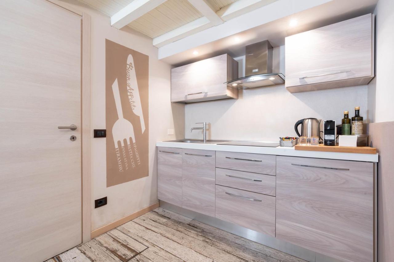 Romeo And Juliet Apartments Верона Екстериор снимка
