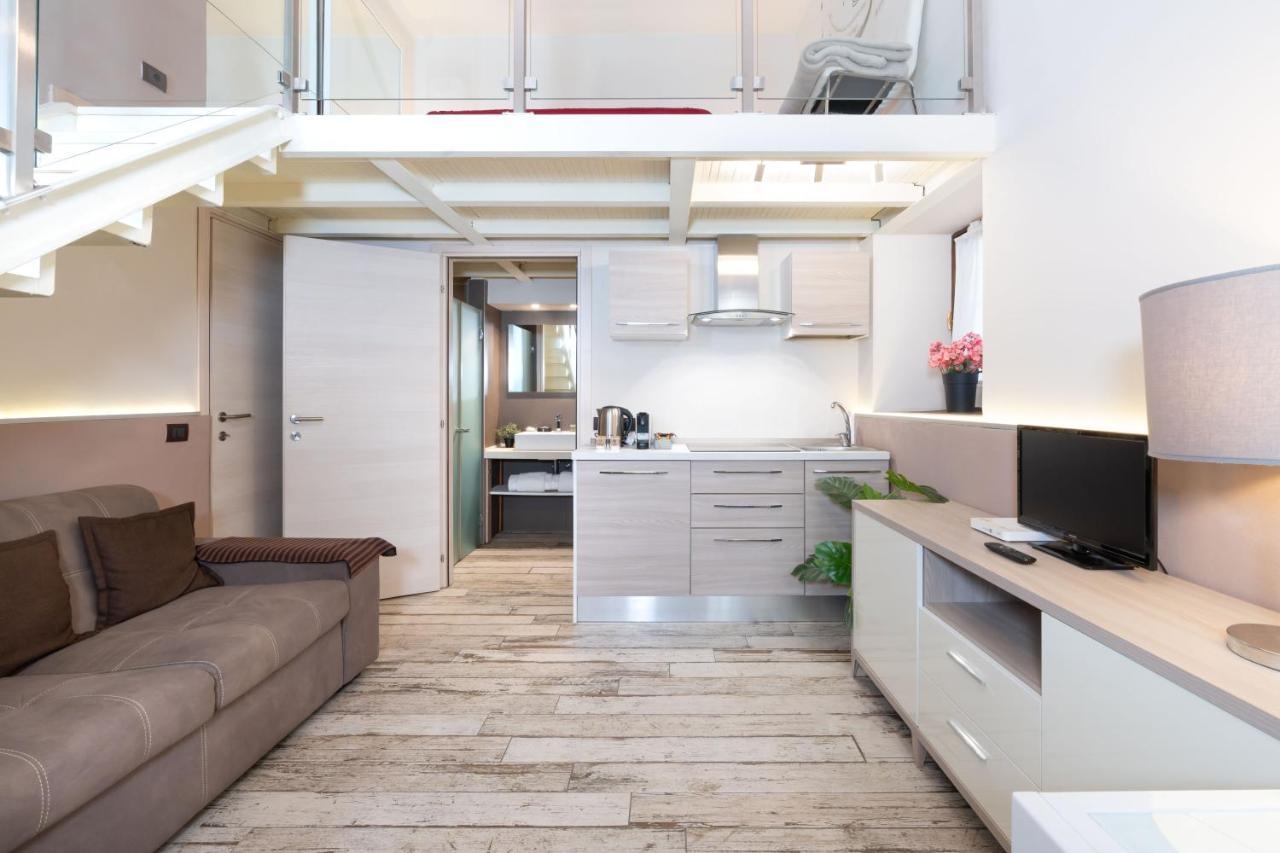 Romeo And Juliet Apartments Верона Екстериор снимка